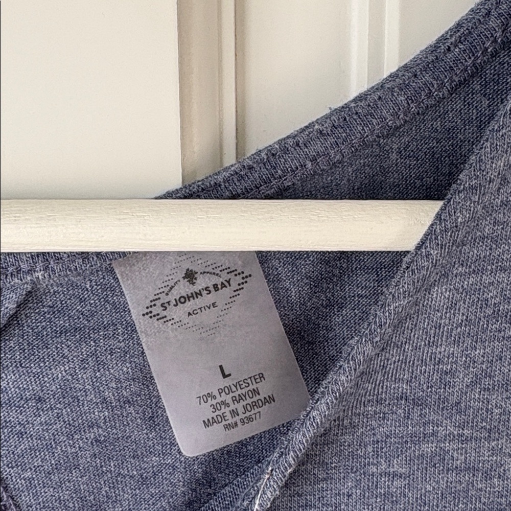 St. John's Bay Heathered Navy Tank Top Large - Picture 2 of 4